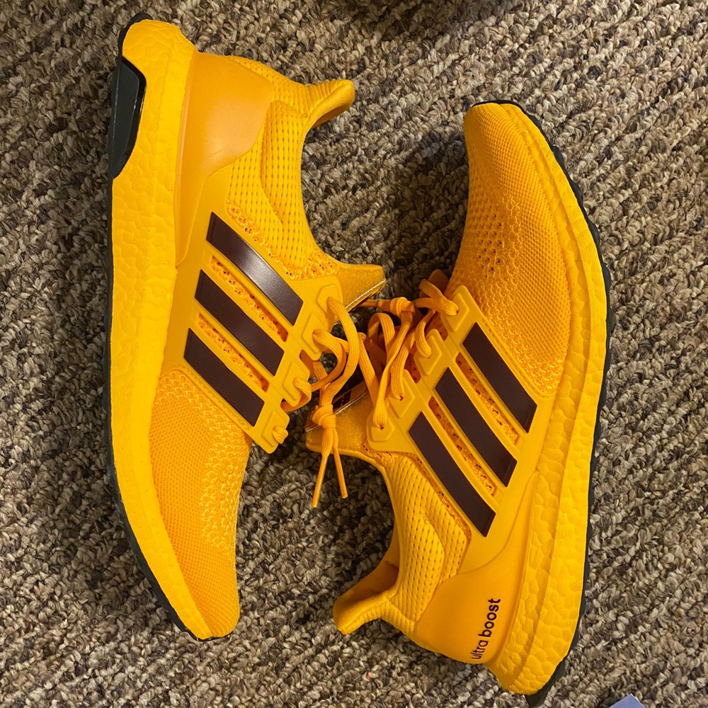 Adidas ultra boost ncaa asu size 11